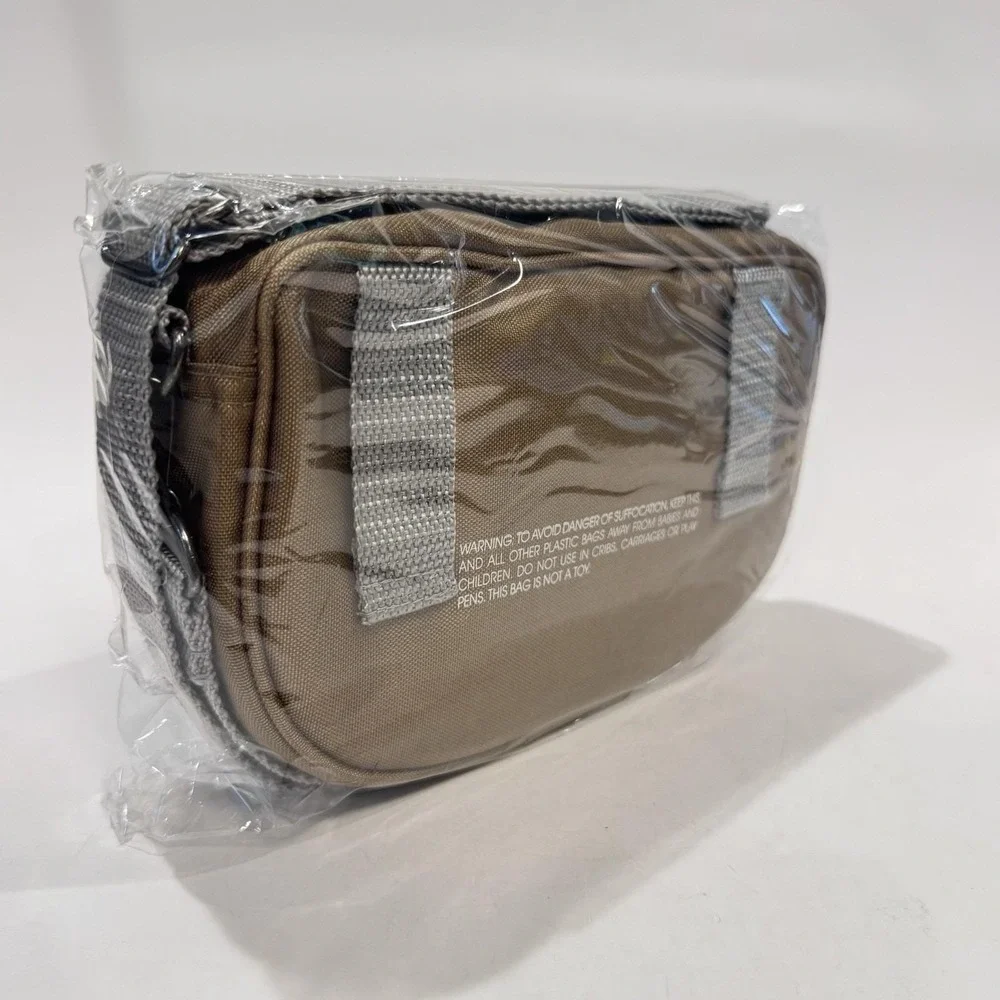 Collection of NEW Vintage Gold Red Purse Clutch Fanny Pack IOB 4pc - Picture 11 of 14
